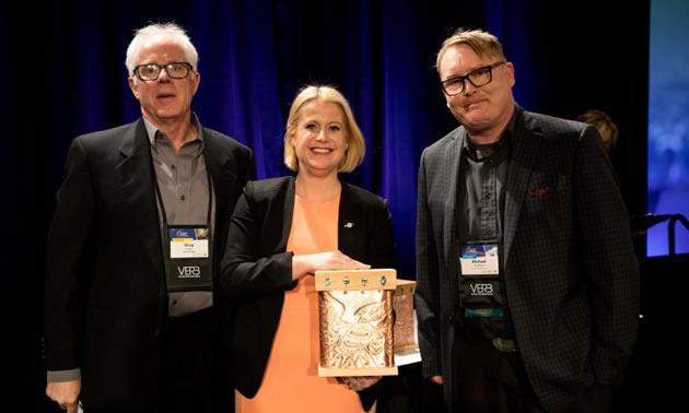 Island Lake Lodge Wins 2018 Employees First Award