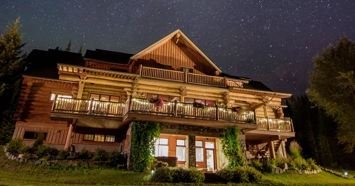 Tamarack Lodge at night
