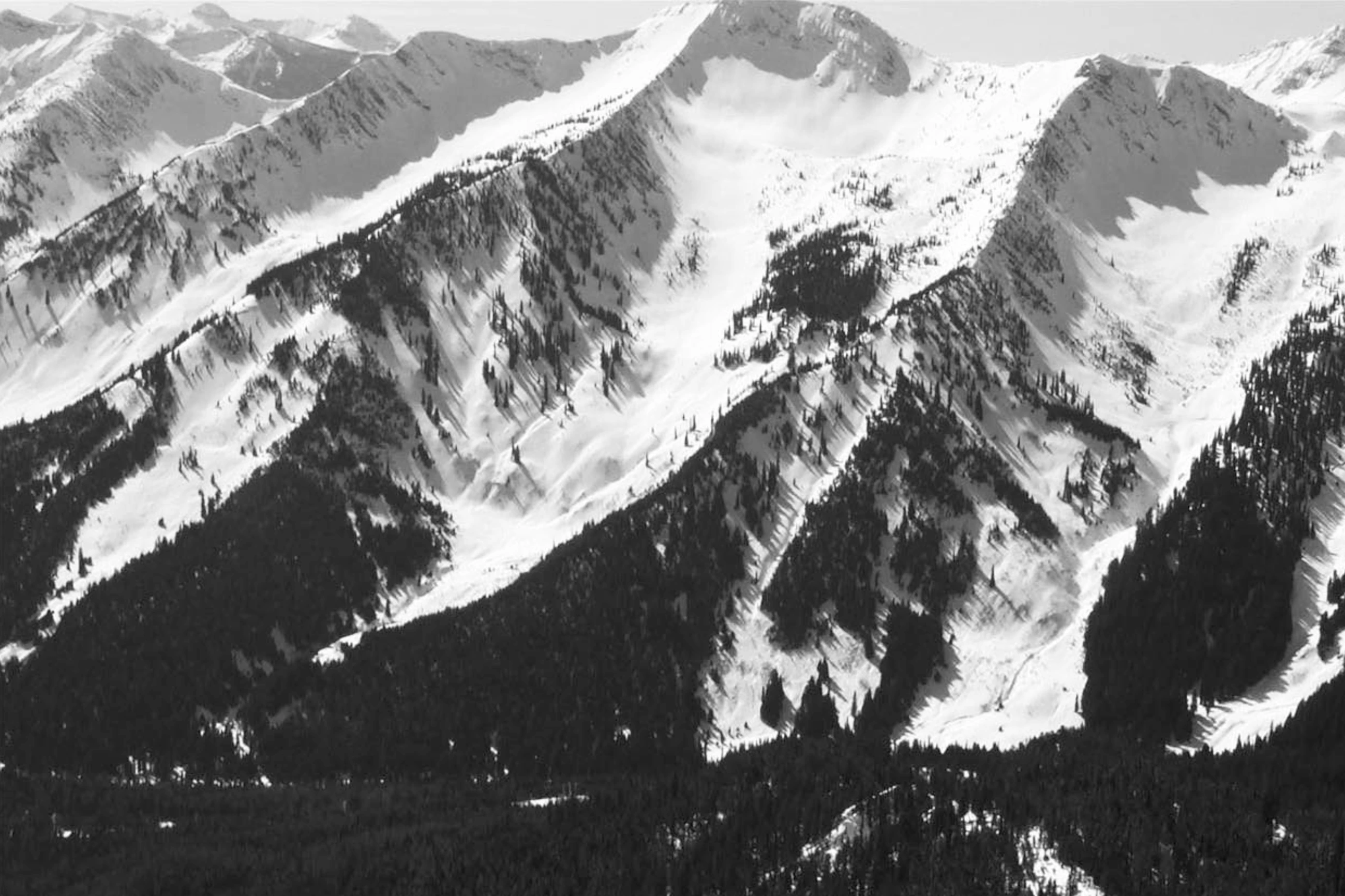 Cabin Bowl at Island Lake